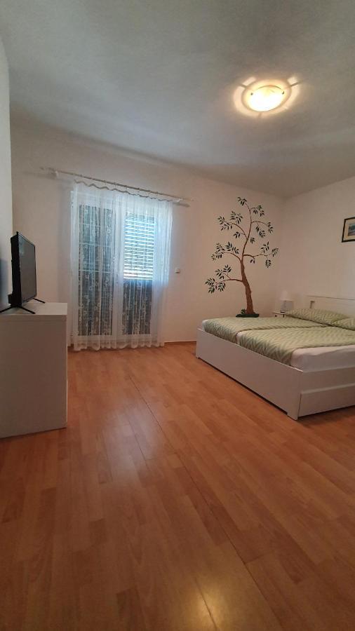 Apartman Filis Hvar Town Extérieur photo